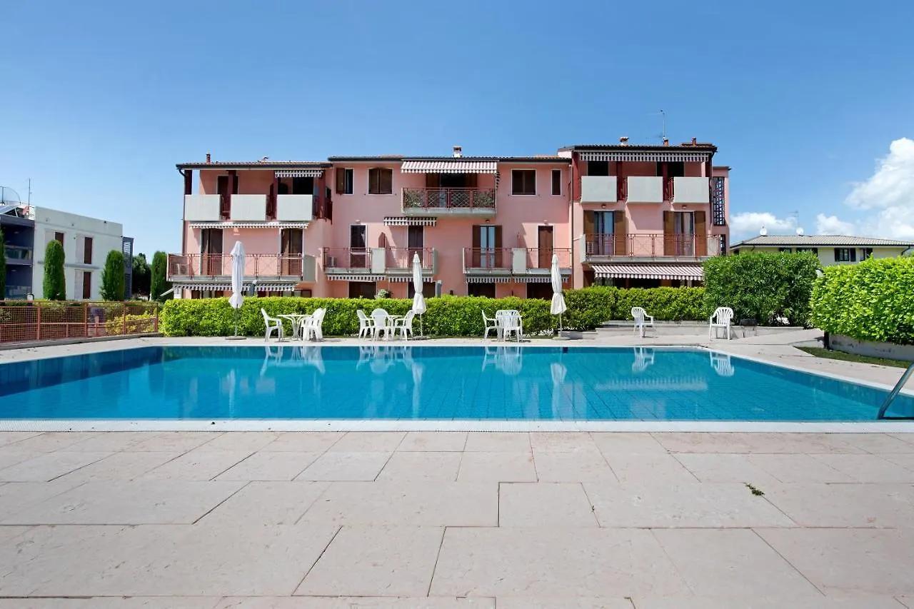 Residence San Zeno S P House Bardolino Italien